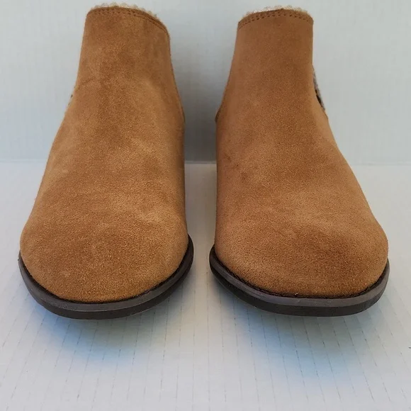 NWOT SKECHERS SUEDE TEXAS MIDWEST SHINE ANKLE BOOT - Picture 2 of 10